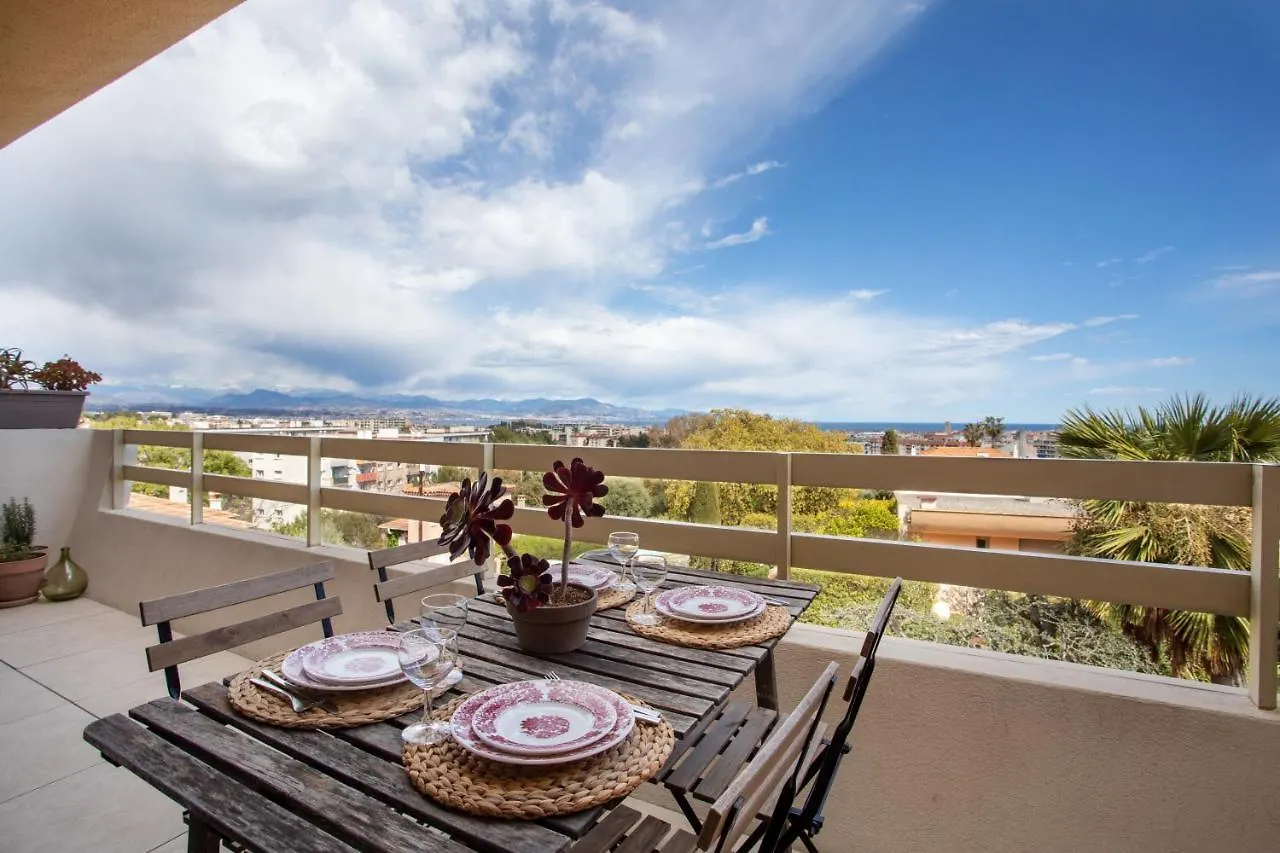 Vue Mer, Terrasse Et Parking Prive Antibes France